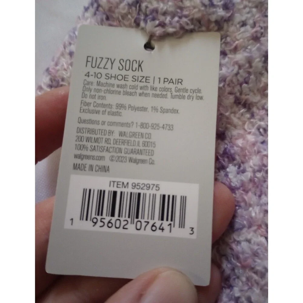NWT West Loop Pink Speckled Fuzzy Socks sz 4-10 Womens